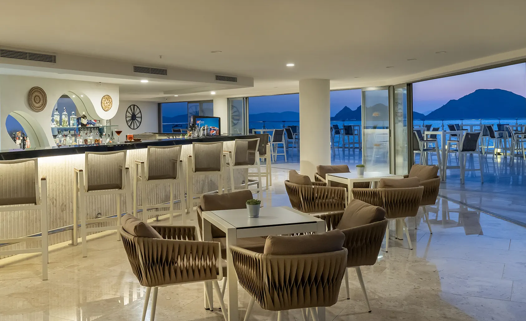 Starlight Bar'da gece